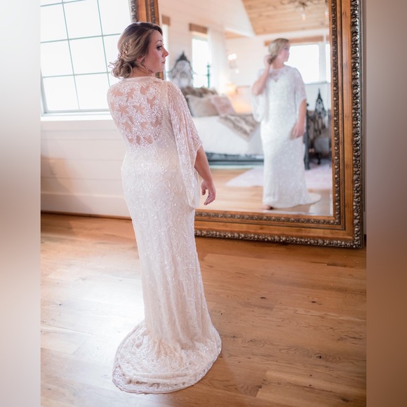 Meet your Posher, Hannah - Picture 7 of 16